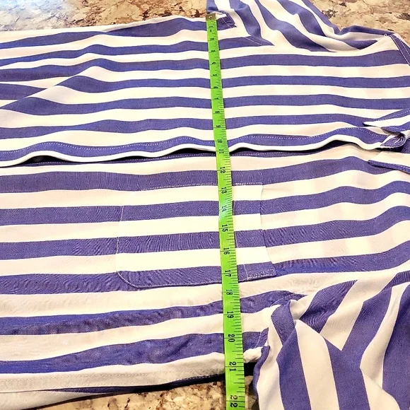 Rails Hayden adelaide stripe button down shirt sz M blue & white striped - Picture 10 of 11